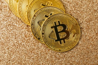 比特币的这轮牛市，你买主流币真的毫无机会吗？比特币牛市来临